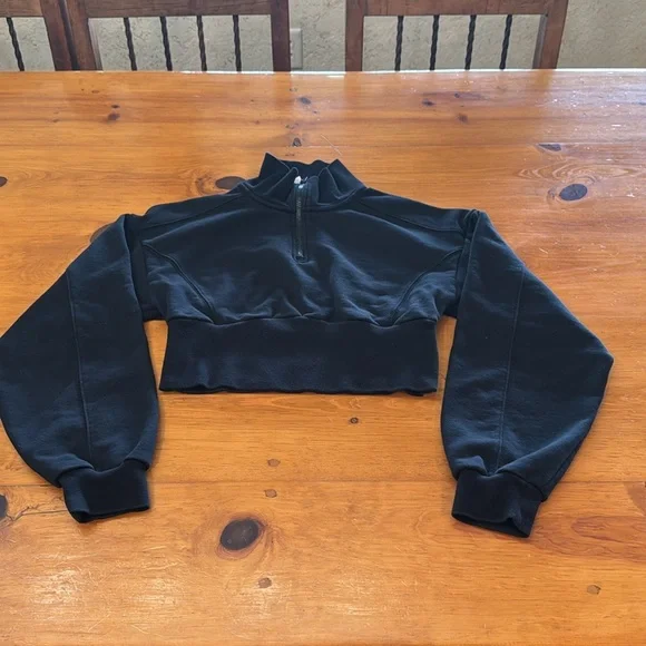 Alo Yoga Vixen Fleece 1/4 Zip - Picture 6 of 10